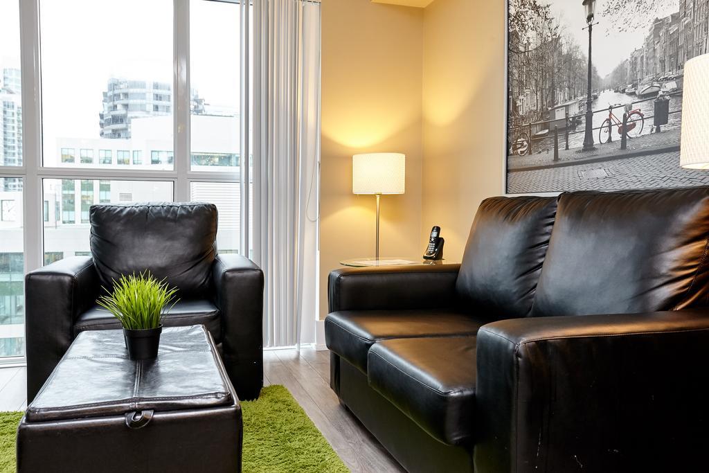 Atlas Suites - Cn Tower & Convention Centre Toronto Dış mekan fotoğraf