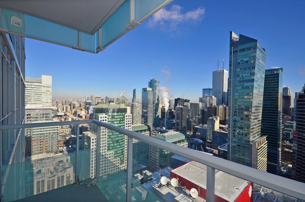 Atlas Suites - Cn Tower & Convention Centre Toronto Oda fotoğraf