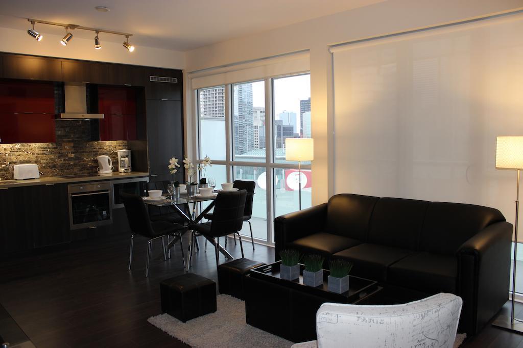Atlas Suites - Cn Tower & Convention Centre Toronto Oda fotoğraf