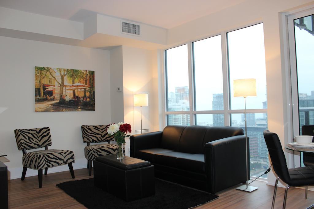 Atlas Suites - Cn Tower & Convention Centre Toronto Dış mekan fotoğraf